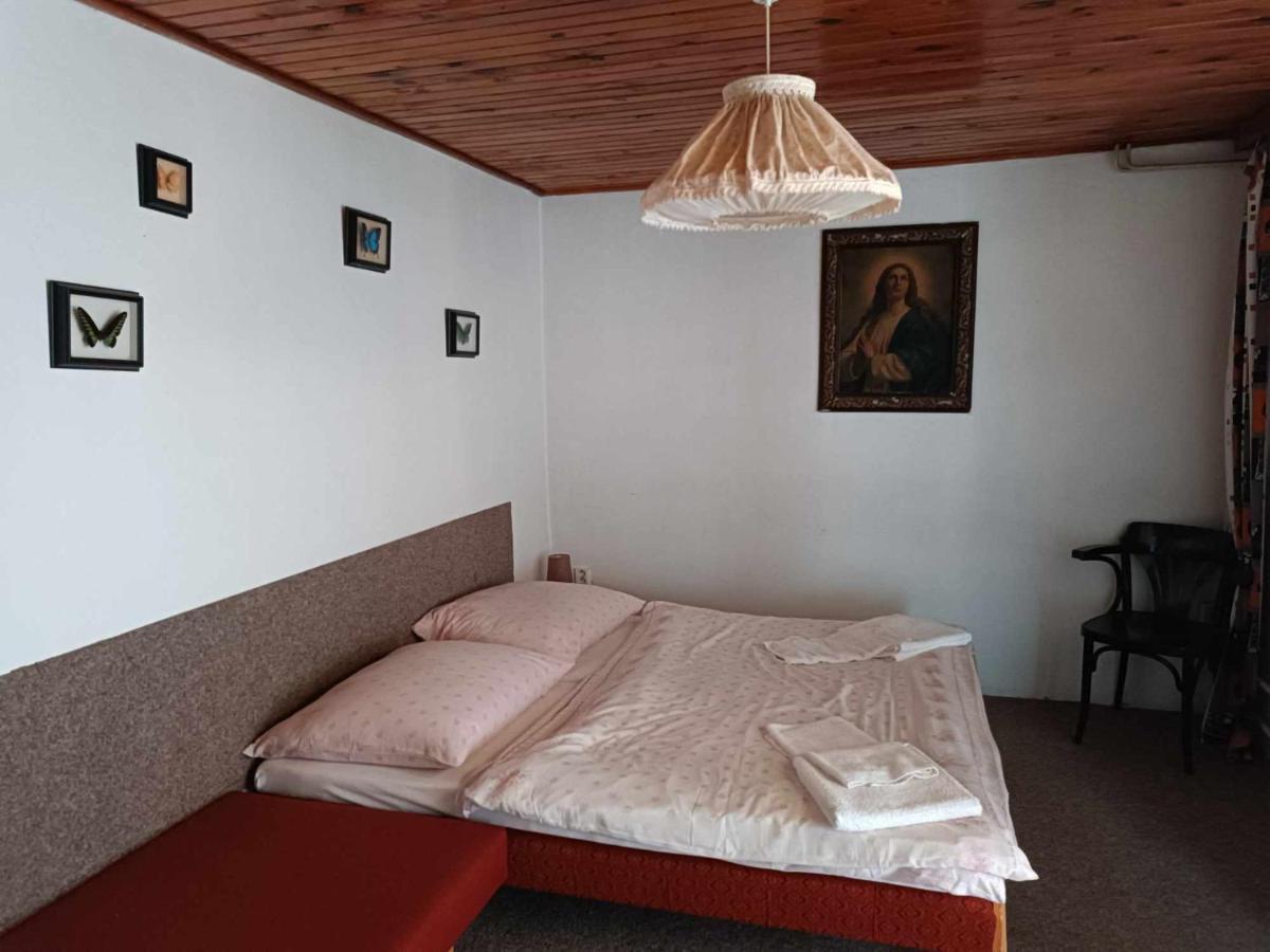 Pension U Stasaku Єтршиховіце Екстер'єр фото